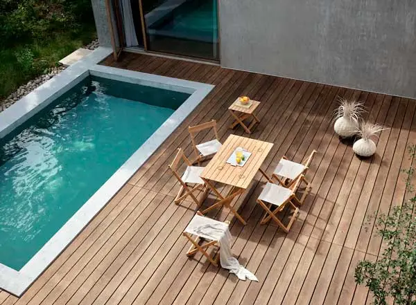 CH Outdoor CH Outdoor