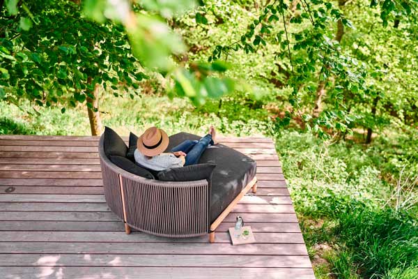 Mindo 107 divaani Mindo 107 divaani