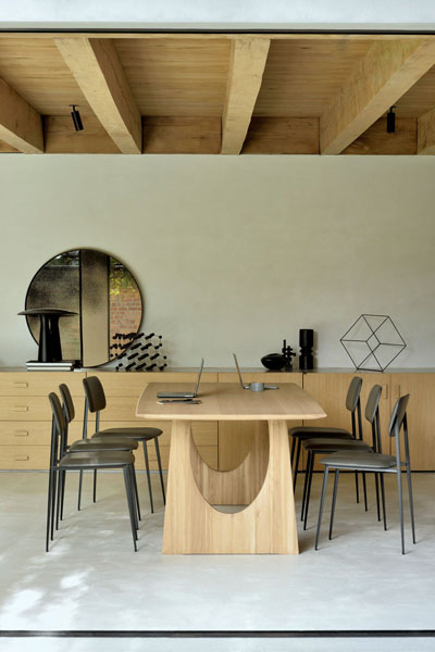 Oak Geometric -ruokapöytä 250 x 100 cm, tammi